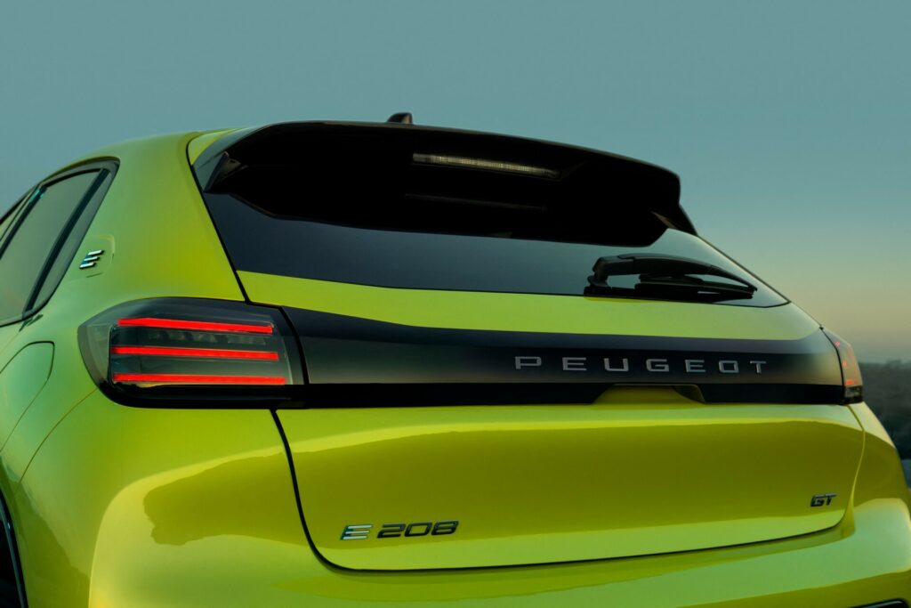 بيجو 208 فيس ليفت موديل 2024 تنكشف رسمياً بقوة تصل إلى 156 حصان بيجو 208 فيس ليفت موديل 2024 تنكشف رسمياً بقوة تصل إلى 156 حصان 11