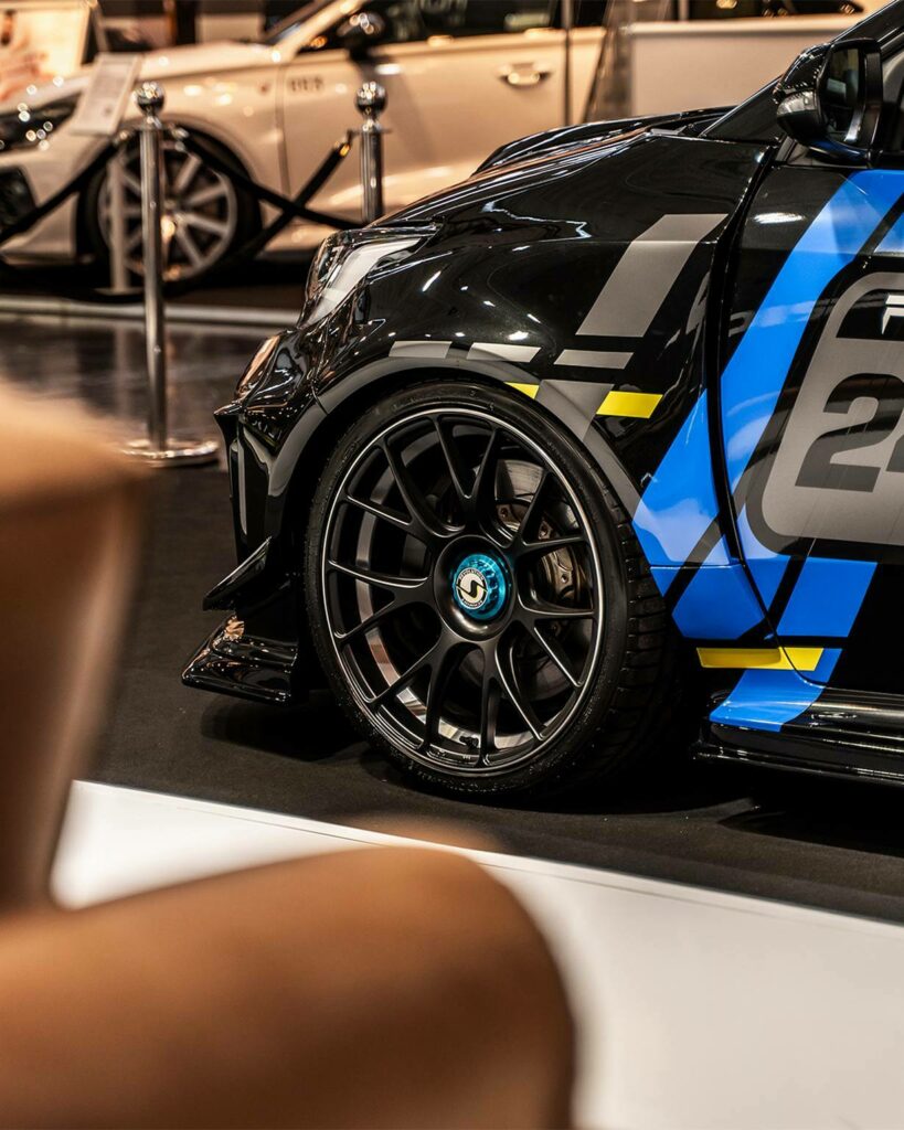 تويوتا GR يارس تحصل على حزمة تعديلات الجسد العريض من شركة بريور الألمانية تويوتا GR يارس تحصل على حزمة تعديلات الجسد العريض من شركة بريور الألمانية 6