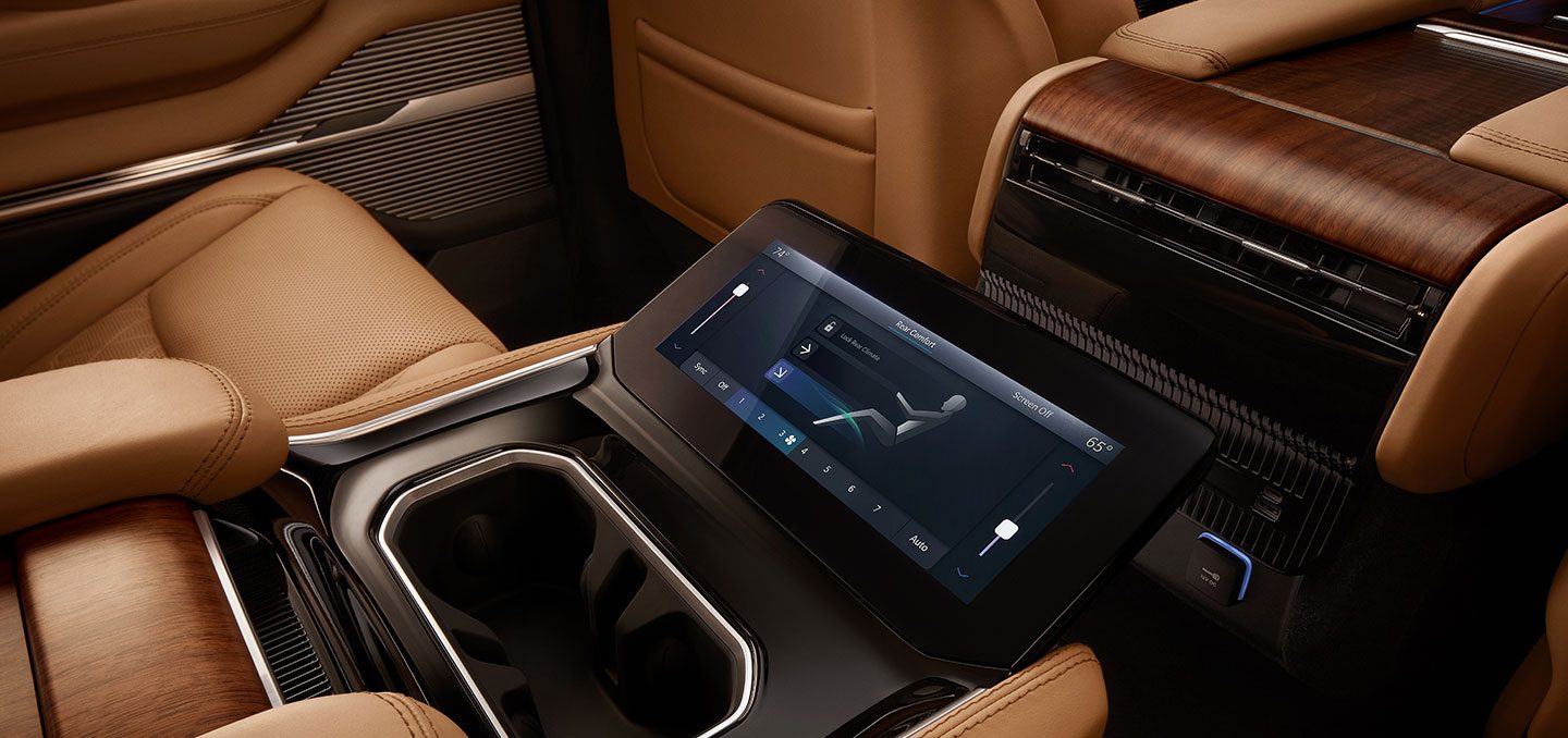 جيب-جراند-واجونيور-2023-المربع-نت-23