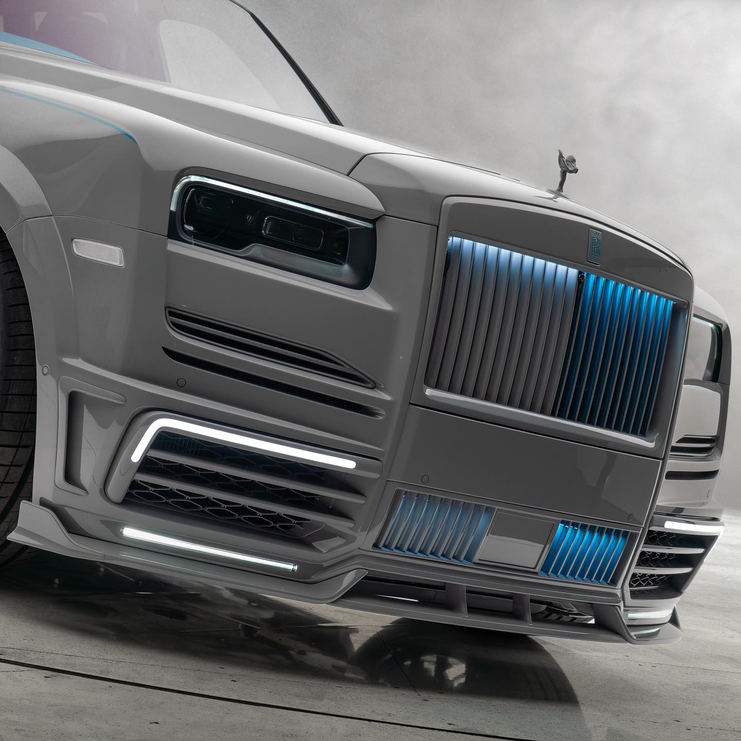 رولز رويس كولينان تحصل على حزمة تعديلات رياضية من مانسوري الألمانية رولز رويس كولينان تحصل على حزمة تعديلات رياضية من مانسوري الألمانية 1