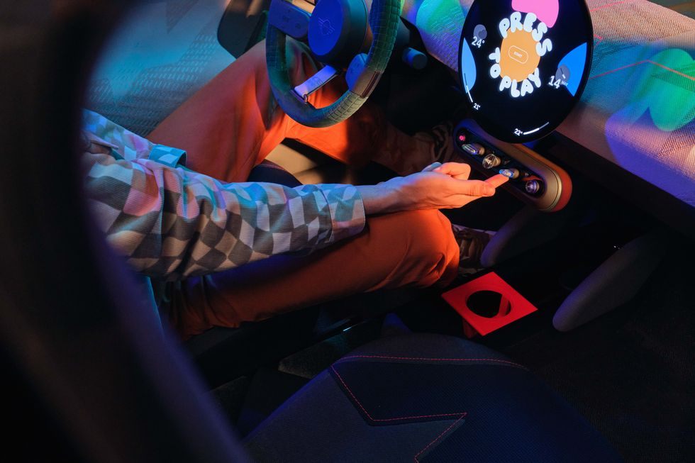 سيارة ميني كونسبت ايس مان.. كيف قد يبدو تصميم سيارة ميني في المستقبل سيارة ميني كونسبت ايس مان.. كيف قد يبدو تصميم سيارة ميني في المستقبل 18