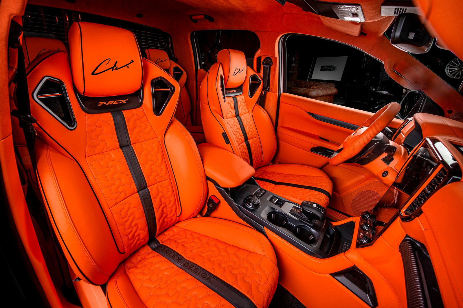 فورد رينجر رابتر تحصل على تعديلات بولندية بالغة القوة والشراسة بتكلفة تعادل 414 ألف ريال فورد رينجر رابتر كارليكس