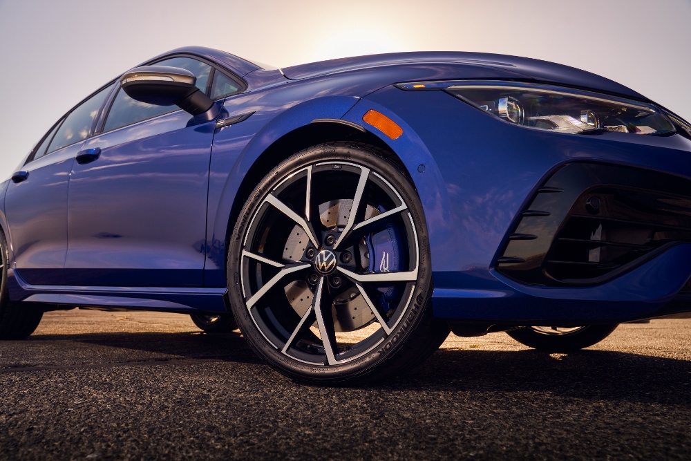 فولكس-واجن-جولف-r-2023-المربع-نت-16
