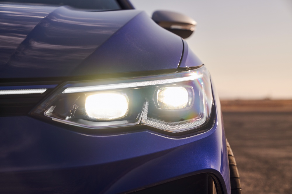 فولكس-واجن-جولف-r-2023-المربع-نت-19