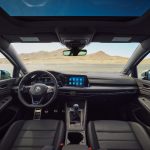 فولكس-واجن-جولف-r-2023-المربع-نت-2