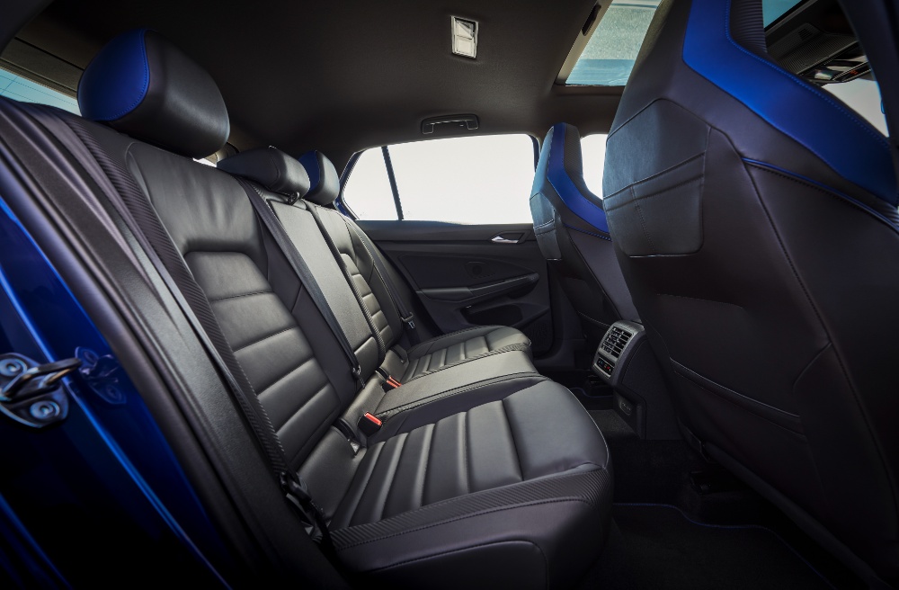 فولكس-واجن-جولف-r-2023-المربع-نت-4