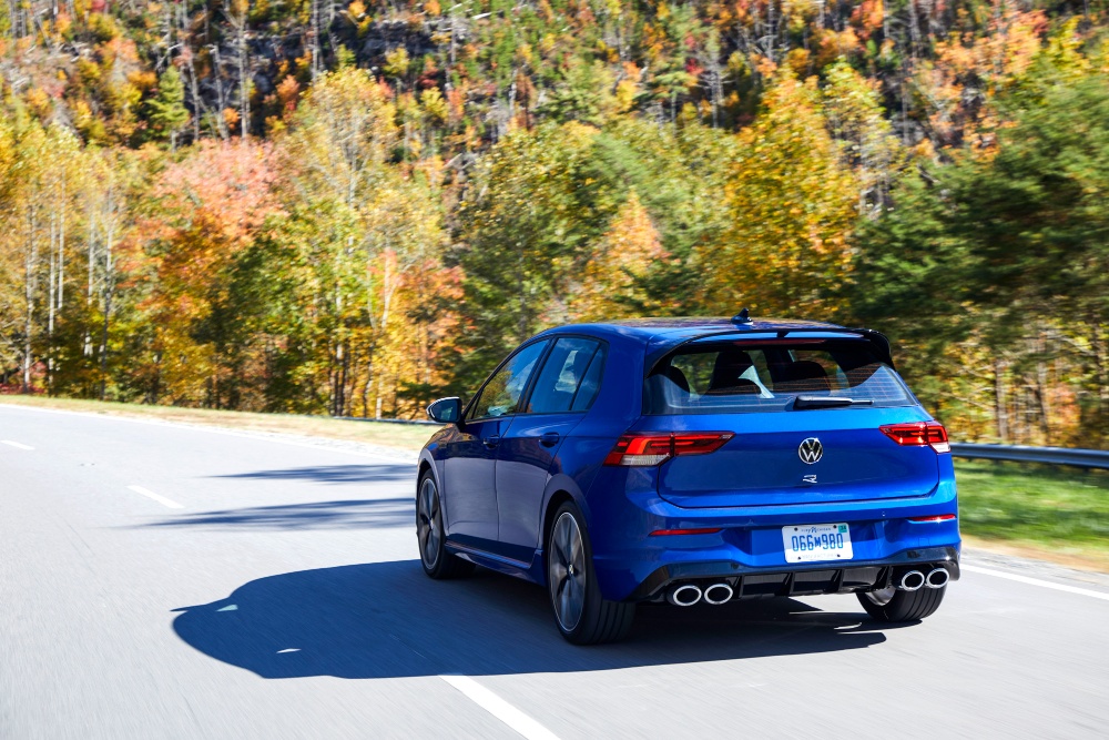 فولكس-واجن-جولف-r-2023-المربع-نت-40