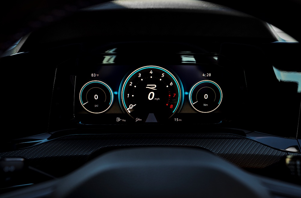 فولكس-واجن-جولف-r-2023-المربع-نت-8