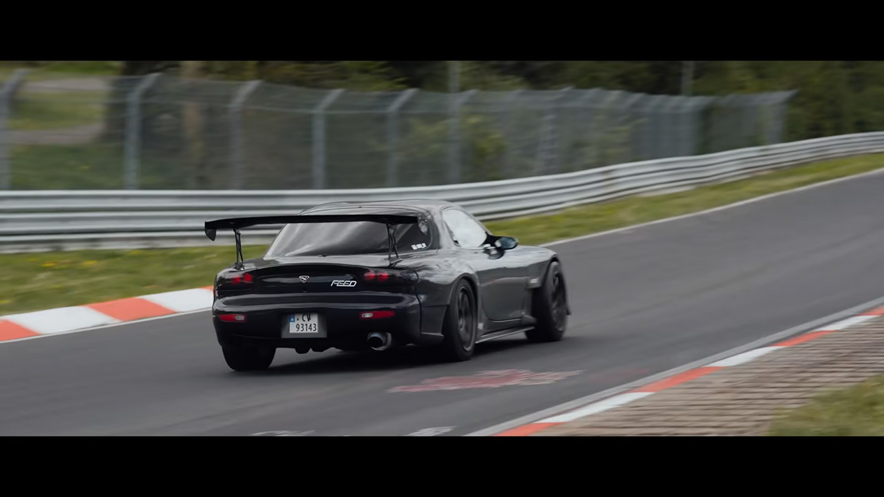 إدارة مضمار نوربورغرينغ تحظر سيارة مازدا RX7 معدلة بسبب صوتها المرتفع مازدا RX7