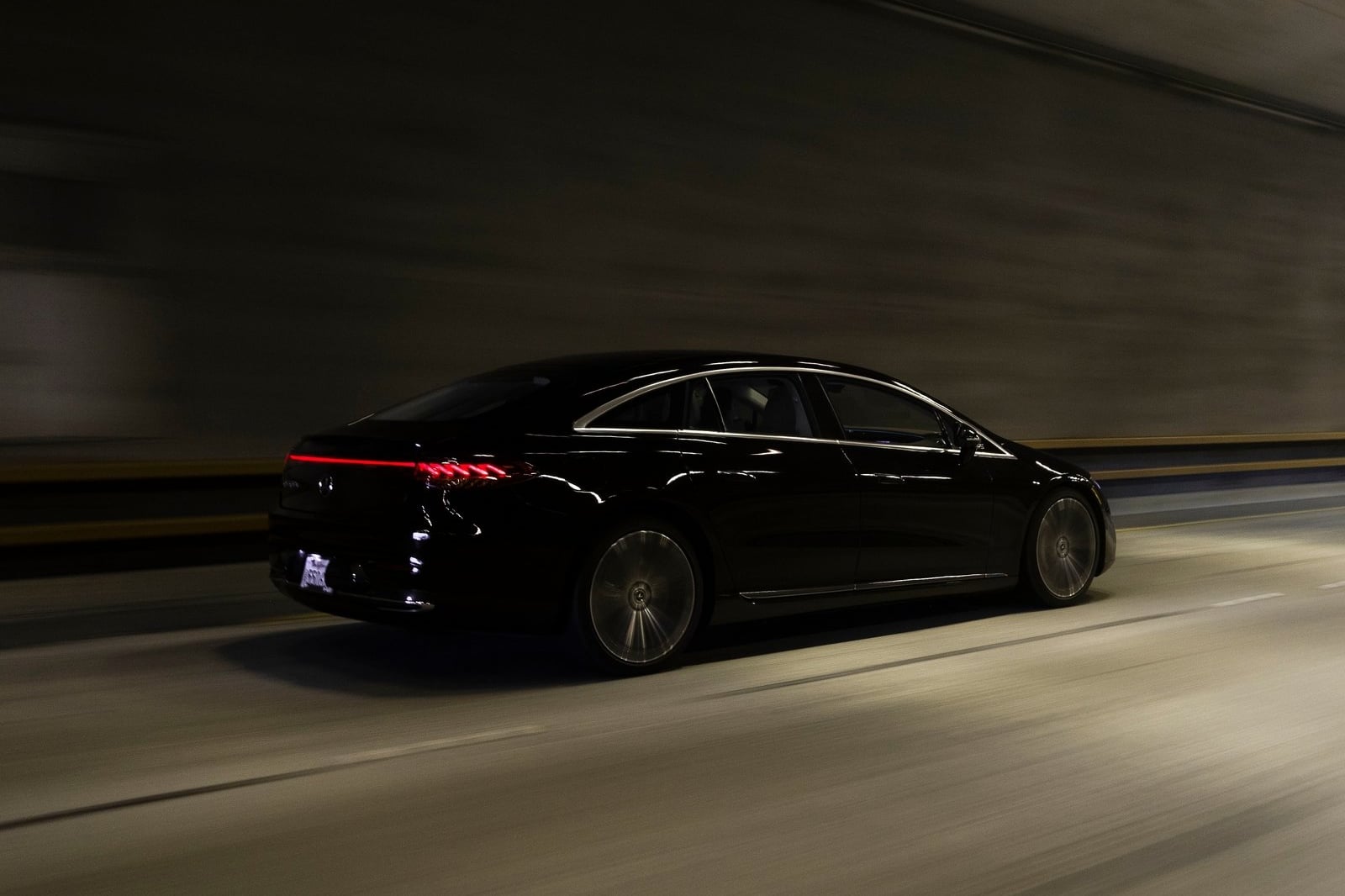 مرسيدس اس كلاس ستنتقل لمقود جديد على شكل U بحلول 2025 مرسيدس بنز