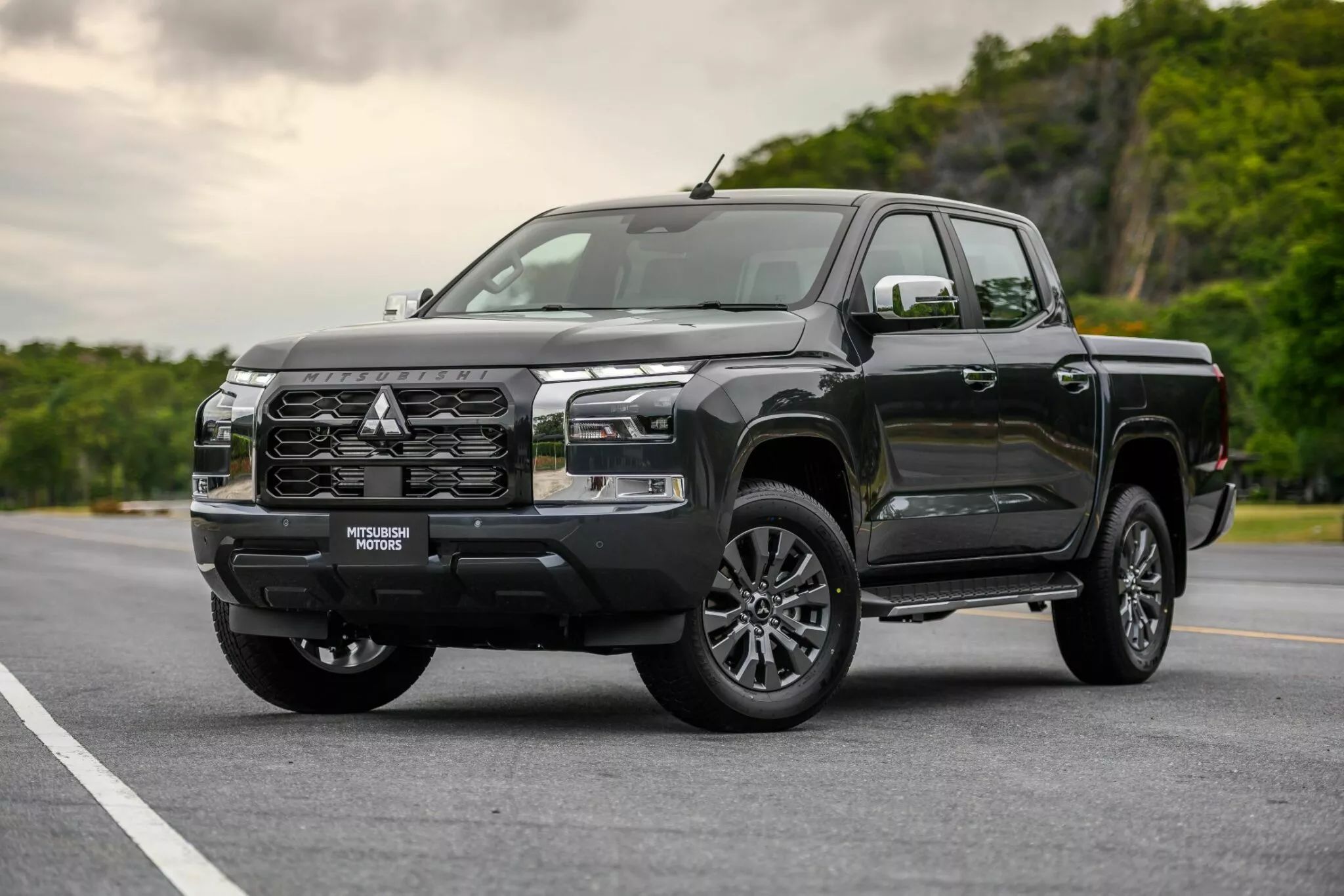 ميتسوبيشي L200 الجيل السادس الجديد ينطلق رسمياً بمحرك أقوى وخارجية صندوقية جاهزة للدروب الوعرة 17