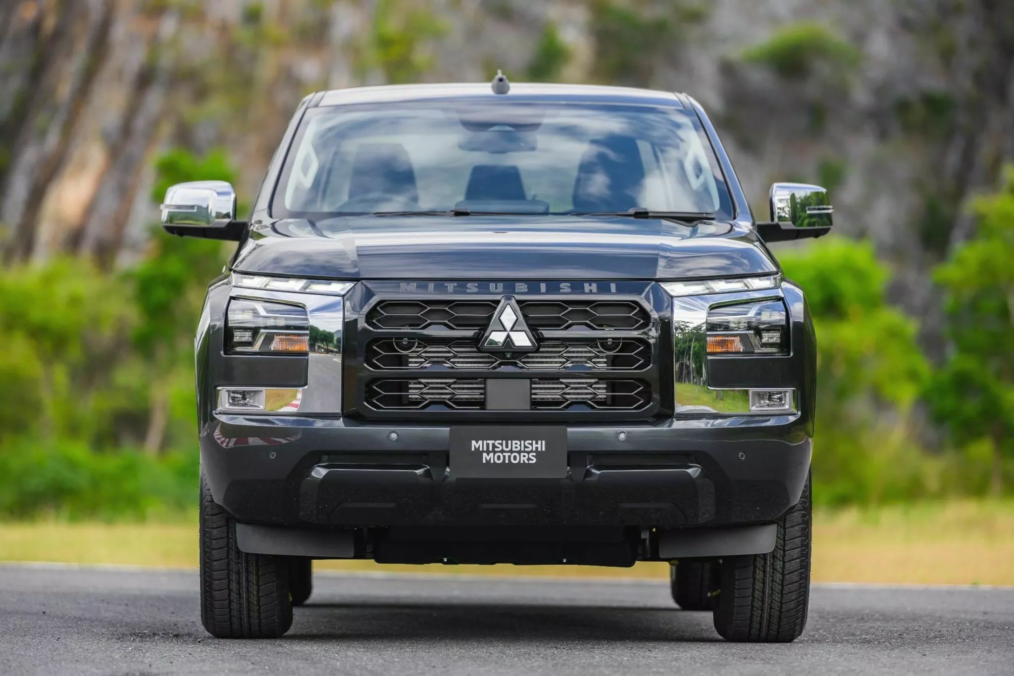 ميتسوبيشي L200 الجيل السادس الجديد ينطلق رسمياً بمحرك أقوى وخارجية صندوقية جاهزة للدروب الوعرة 19