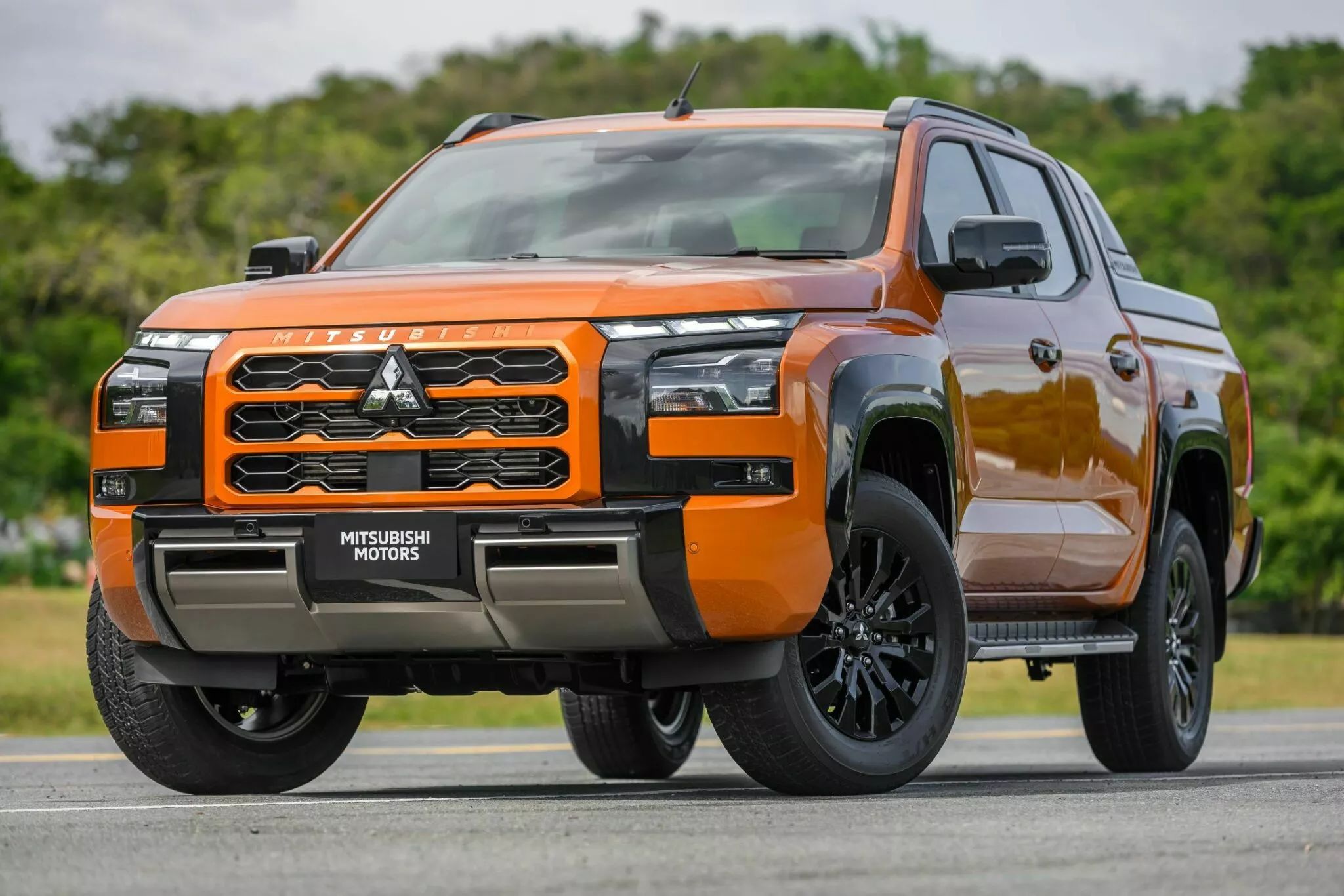 ميتسوبيشي L200 الجيل السادس الجديد ينطلق رسمياً بمحرك أقوى وخارجية صندوقية جاهزة للدروب الوعرة 1