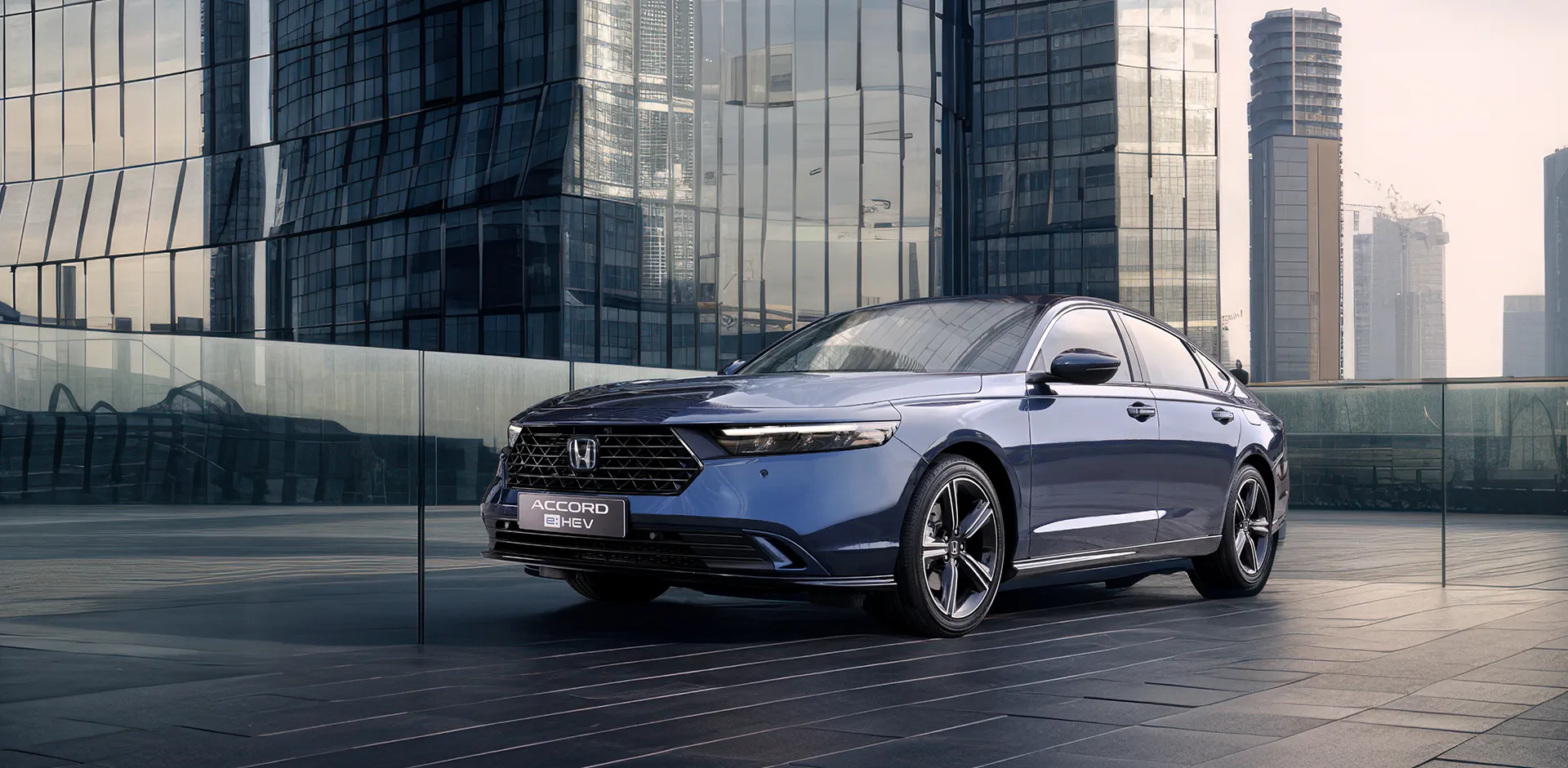 هوندا-اكورد-2023-الجيل-الجديد-المربع-نت-1-3