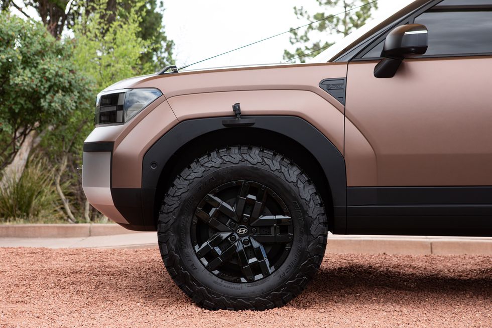 سعر سنتافي الشكل الجديد 2024 ومزايا سيارة الطرق الوعرة الكورية سعر سنتافي الشكل الجديد 2024 ومزايا سيارة الطرق الوعرة الكورية 22