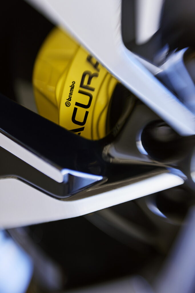 علامة هوندا الفاخرة اكيورا تكشف عن ZDX الكهربائية الجديدة كلياً بقوة تصل إلى 500 حصان! علامة هوندا الفاخرة اكيورا تكشف عن ZDX الكهربائية الجديدة كلياً بقوة تصل إلى 500 حصان! 11