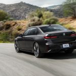 بي-ام-دبليو-الفئة-السابعة-2023-المربع-نت-29