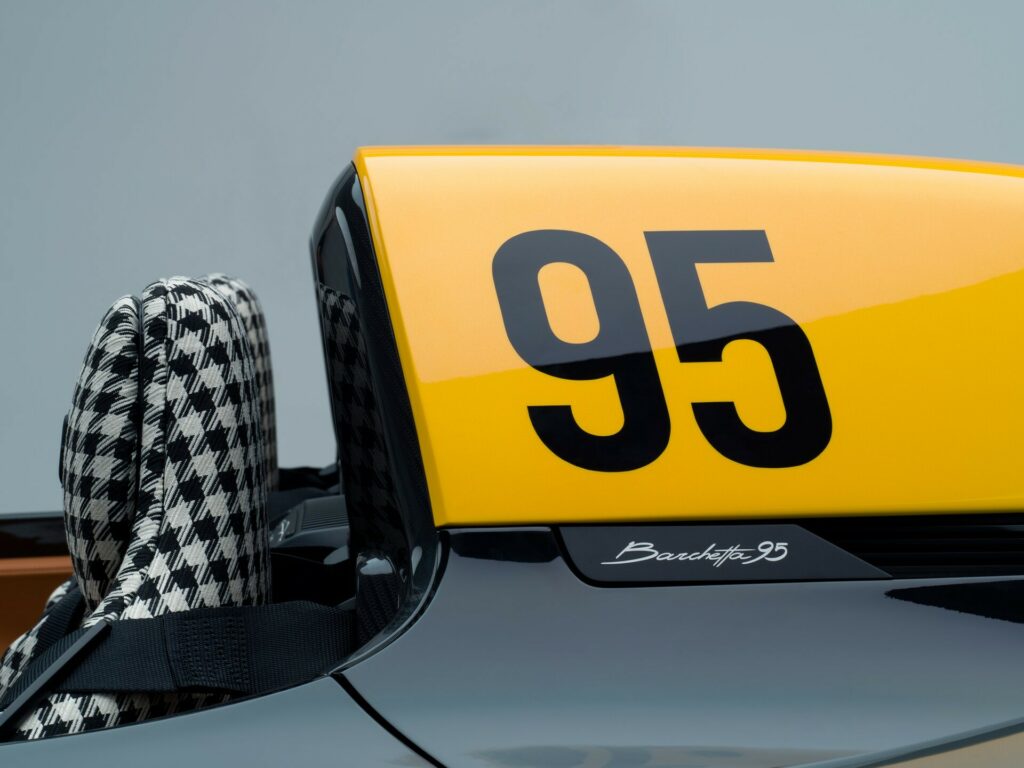 بينينفارينا تدشن B95 الكهربائية بقوة 1,900 حصان وسعر يبدأ من 4.4 مليون يورو! بينينفارينا تدشن B95 الكهربائية بقوة 1,900 حصان وسعر يبدأ من 4.4 مليون يورو! 5