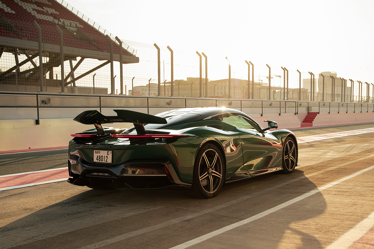هذه 10 من أسرع السيارات الكهربائية في العالم من حيث التسارع في عام 2023 هذه 10 من أسرع السيارات الكهربائية في العالم من حيث التسارع في عام 2023 15