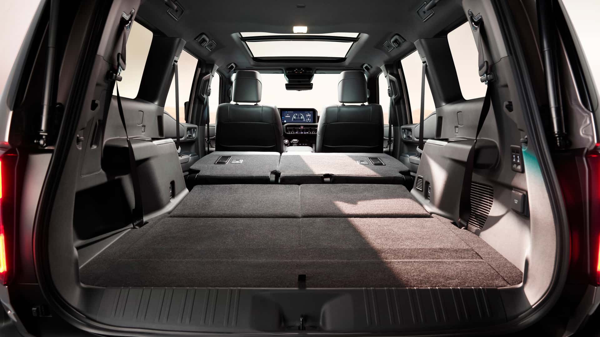 تجهيزات تويوتا برادو 2024 من الداخل وموعد نزولها بالأسواق تجهيزات تويوتا برادو 2024 من الداخل وموعد نزولها بالأسواق 3