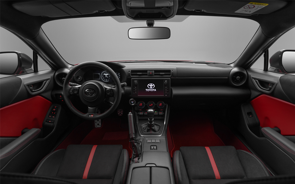 تويوتا سوبرا 2.0 x تويوتا GR86 : مفاضلة حول السيارة الرياضية الاقتصادية الأفضل تويوتا سوبرا 2.0 x تويوتا GR86 : مفاضلة حول السيارة الرياضية الاقتصادية الأفضل 2