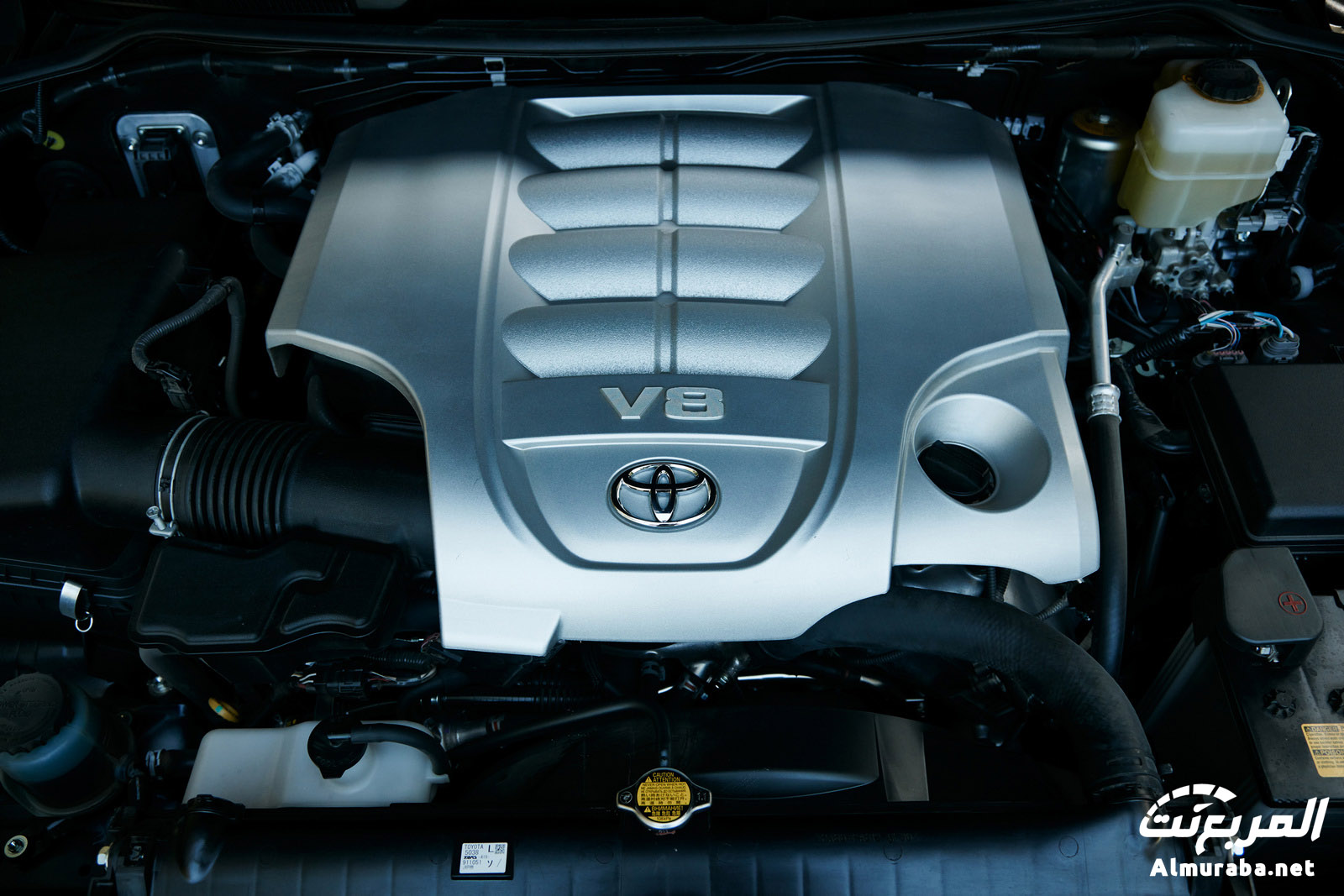 تويوتا لاندكروزر 2016: تعرف على أبرز مُميزاتها وأسعارها في السعودية تويوتا لاندكروزر 2016: تعرف على أبرز مُميزاتها وأسعارها في السعودية 6