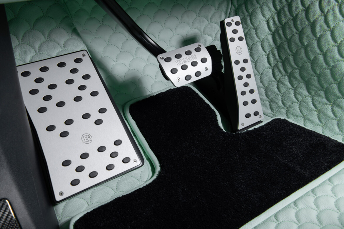 برابوس تكشف عن إصدار جديد من رنج روفر بقوة 600 حصان برابوس تكشف عن إصدار جديد من رنج روفر بقوة 600 حصان 15