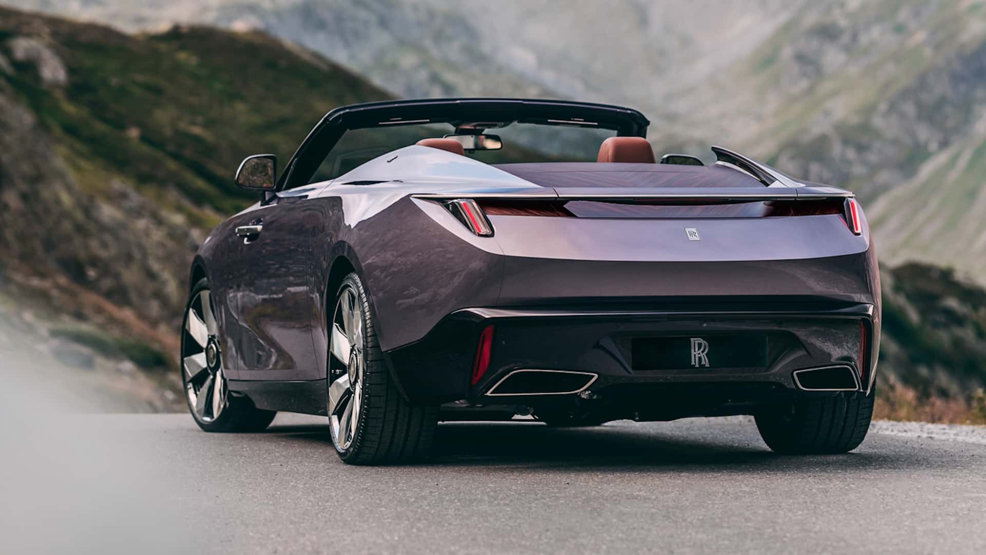 رولزرويس تكشف عن إصدار دروب تيل أميثِست الحصري الجديد بسعر 94 مليون ريال وخارجية بنفسجية 10