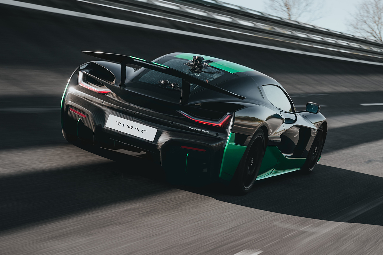 هذه 10 من أسرع السيارات الكهربائية في العالم من حيث التسارع في عام 2023 هذه 10 من أسرع السيارات الكهربائية في العالم من حيث التسارع في عام 2023 16