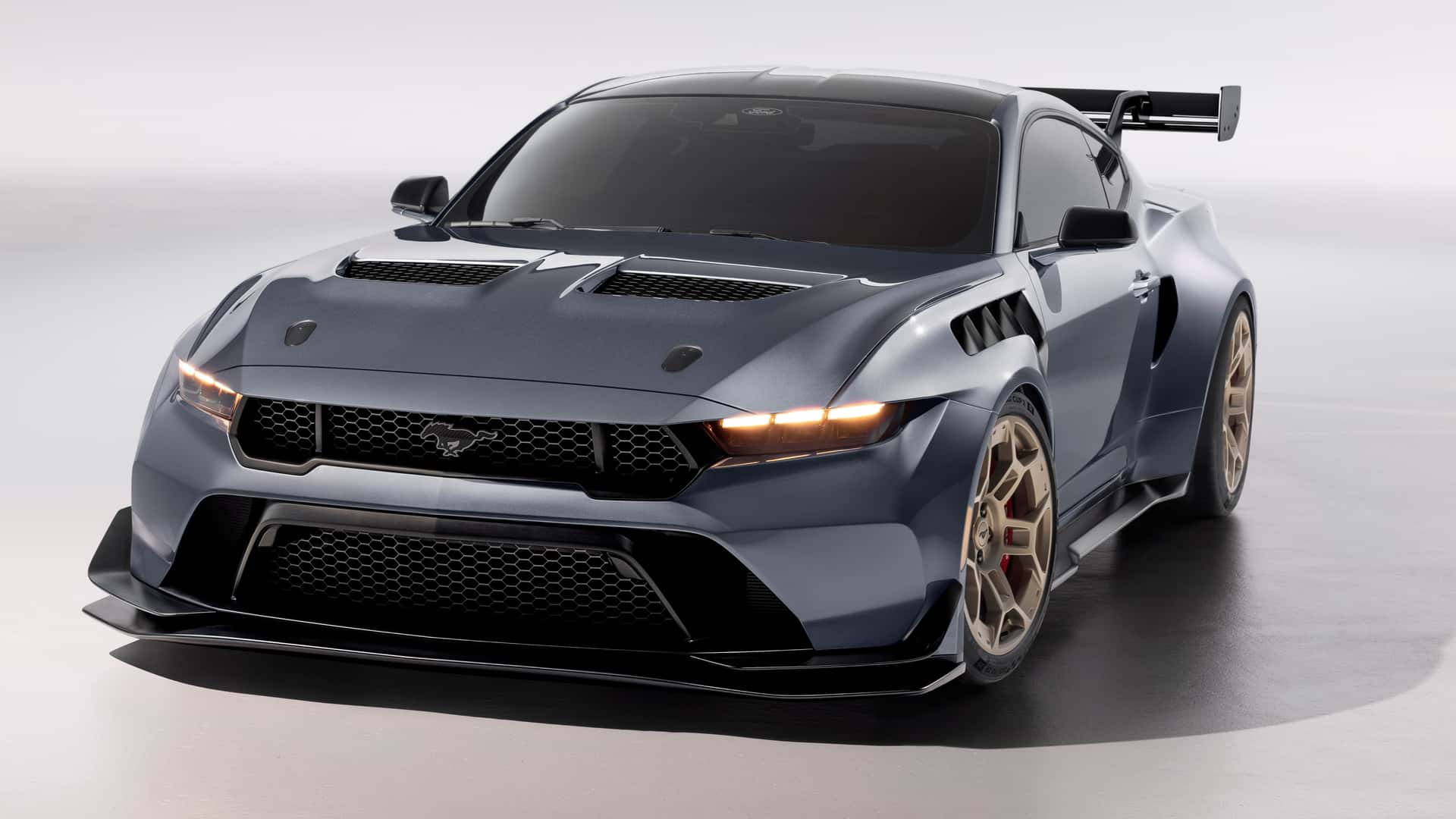 فورد تهدف لكسر أرقام السرعة القياسية في مضمار نوربورغرينغ الألماني الشهير بسيارة موستنج GTD الجديدة فورد تهدف لكسر أرقام السرعة القياسية في مضمار نوربورغرينغ الألماني الشهير بسيارة موستنج GTD الجديدة 13