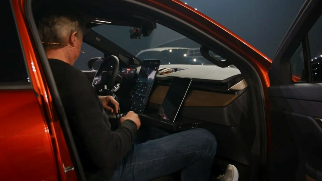 فيسكر الأمريكية تدشن 4 طرازات كهربائية جديدة جاهزة لمنافسة تيسلا، منهم أخف شاحنة كهربائية بالعالم فيسكر الأمريكية تدشن 4 طرازات كهربائية جديدة جاهزة لمنافسة تيسلا، منهم أخف شاحنة كهربائية بالعالم 11