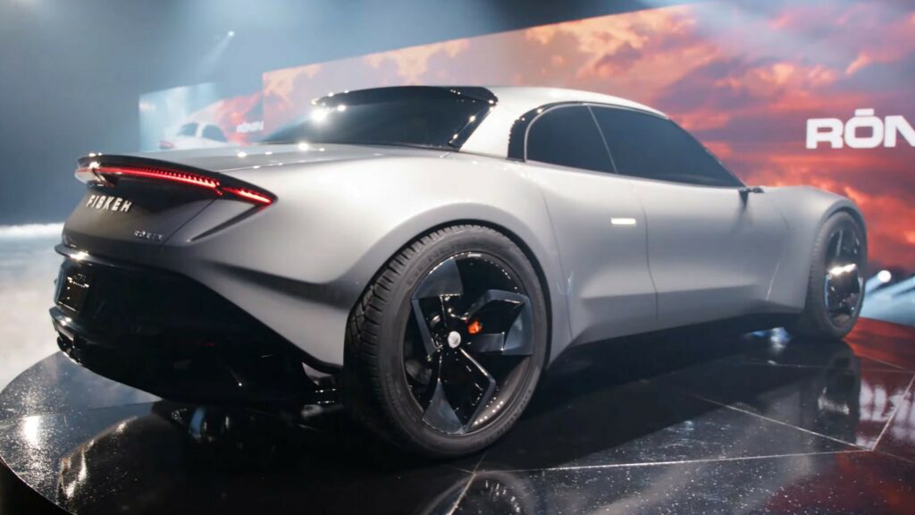 فيسكر الأمريكية تدشن 4 طرازات كهربائية جديدة جاهزة لمنافسة تيسلا، منهم أخف شاحنة كهربائية بالعالم فيسكر الأمريكية تدشن 4 طرازات كهربائية جديدة جاهزة لمنافسة تيسلا، منهم أخف شاحنة كهربائية بالعالم 1