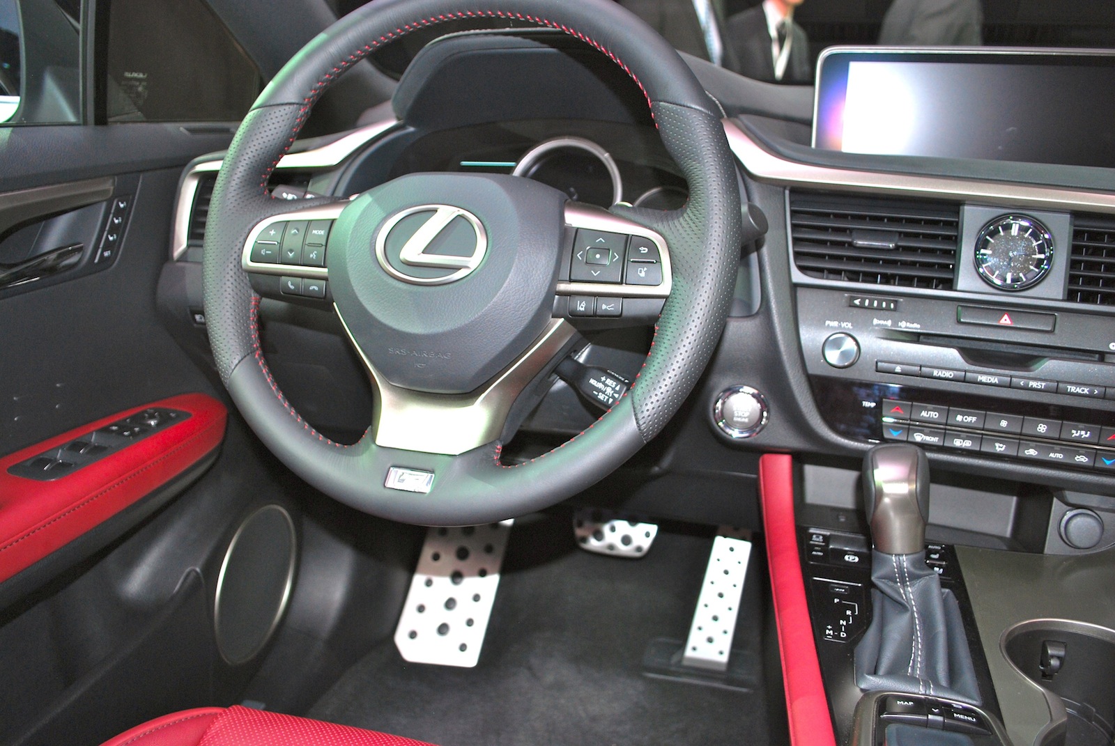 ما هي أسعار لكزس RX 2016 في سوق السيارات المستعملة ما هي أسعار لكزس RX 2016 في سوق السيارات المستعملة 4