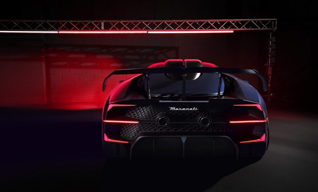 مازيراتي تدشن MCXTrema المخصصة للحلبات فقط بمحرك V6 بقوة 730 حصان! مازيراتي تدشن MCXTrema المخصصة للحلبات فقط بمحرك V6 بقوة 730 حصان! 3