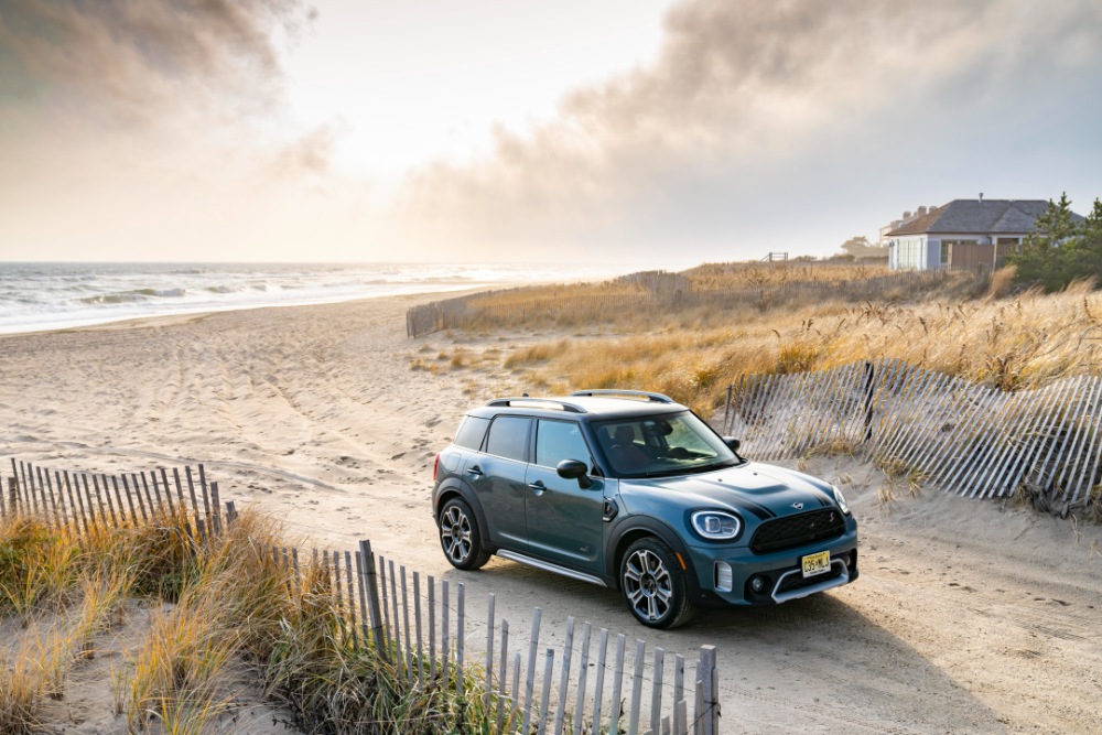 ميني-كونتري-مان-2023-المربع-نت-2-1