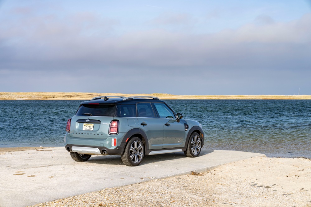 ميني-كونتري-مان-2023-المربع-نت-2-10