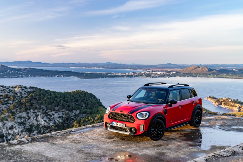 ميني-كونتري-مان-2023-المربع-نت-2-13