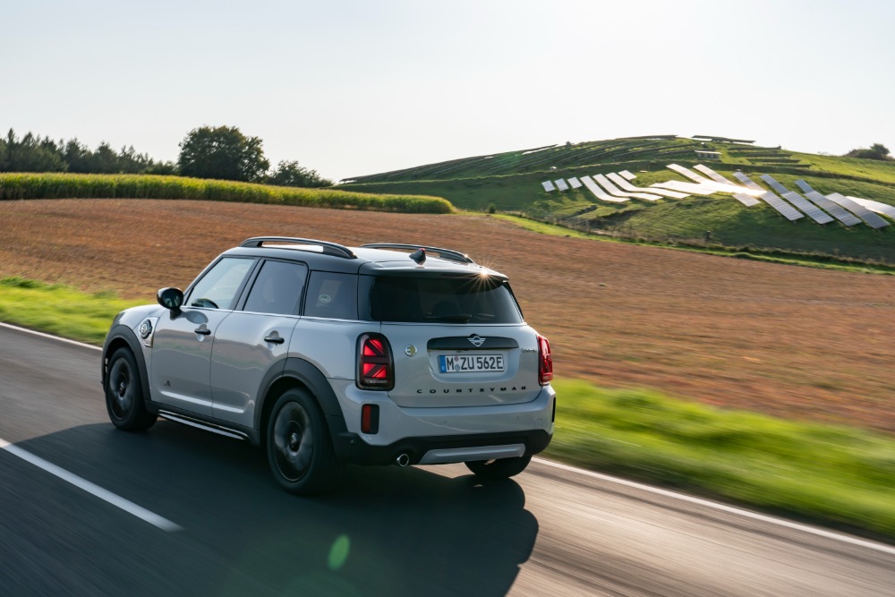 ميني-كونتري-مان-2023-المربع-نت-26