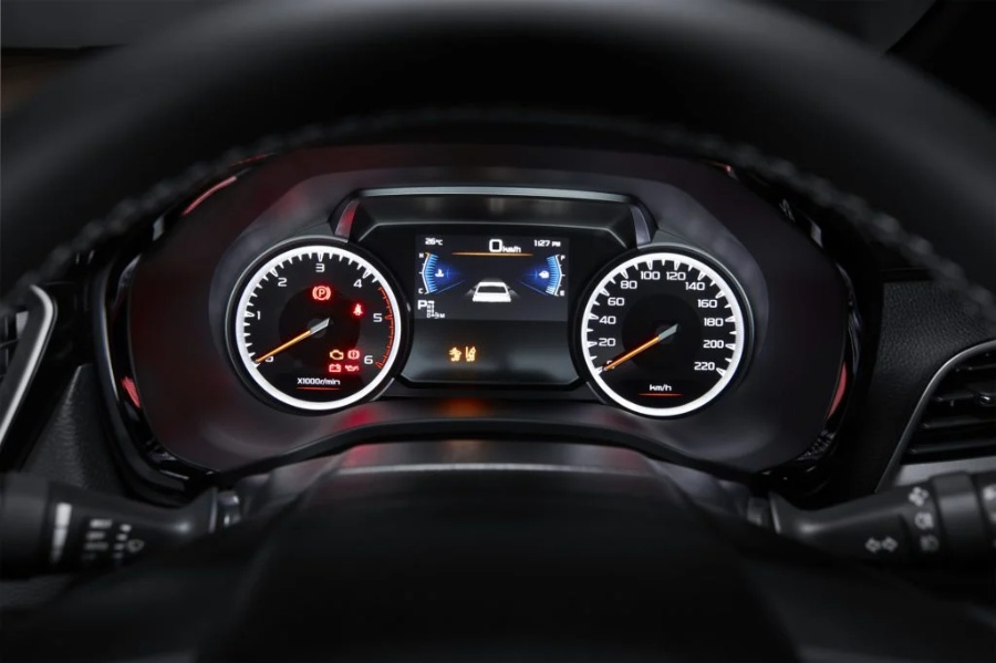 مواصفات ايسوزو ديماكس 2025 مع أبرز المزايا والعيوب مواصفات ايسوزو ديماكس 2025 مع أبرز المزايا والعيوب 20