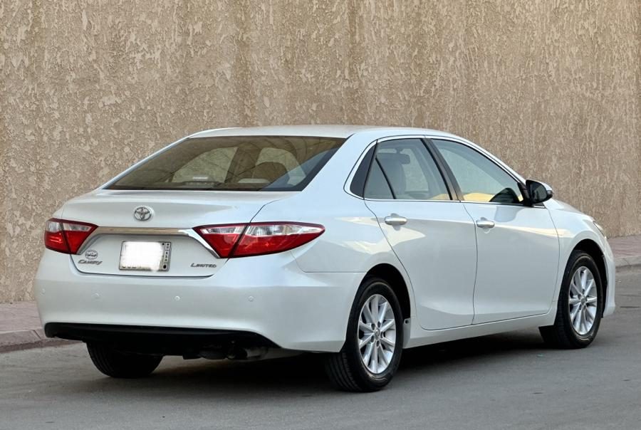 أسعار تويوتا كامري 2016 وأبرز مواصفات السيدان اليابانية في السعودية أسعار تويوتا كامري 2016 وأبرز مواصفات السيدان اليابانية في السعودية 7