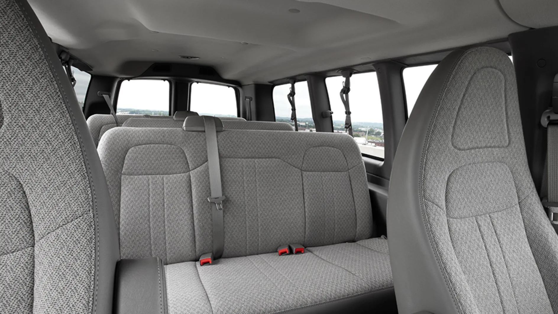 مواصفات جمس سافانا 2023 على السريع.. 8 تجهيزات مهمة في الميني فان الأمريكي عند الجميح للسيارات مواصفات جمس سافانا 2023 على السريع.. 8 تجهيزات مهمة في الميني فان الأمريكي عند الجميح للسيارات 1