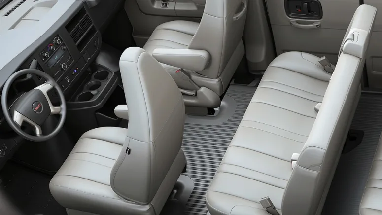 مواصفات جمس سافانا 2023 على السريع.. 8 تجهيزات مهمة في الميني فان الأمريكي عند الجميح للسيارات مواصفات جمس سافانا 2023 على السريع.. 8 تجهيزات مهمة في الميني فان الأمريكي عند الجميح للسيارات 2