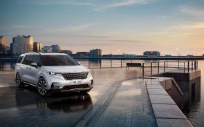 كيا كرنفال ستاندرد 2023: تعرف على مواصفات الميني فان بالفئة القياسية كيا كرنفال ستاندرد 2023: تعرف على مواصفات الميني فان بالفئة القياسية 1