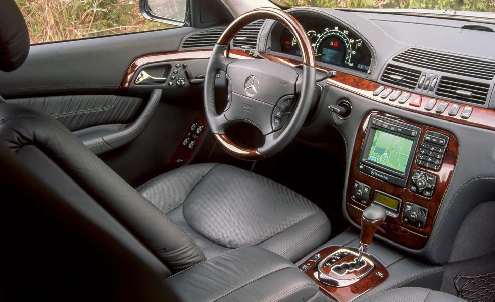 القصة وراء جيل مرسيدس اس كلاس W220 الأكثر إثارة للجدل في تاريخ الموديل القصة وراء جيل مرسيدس اس كلاس W220 الأكثر إثارة للجدل في تاريخ الموديل 2