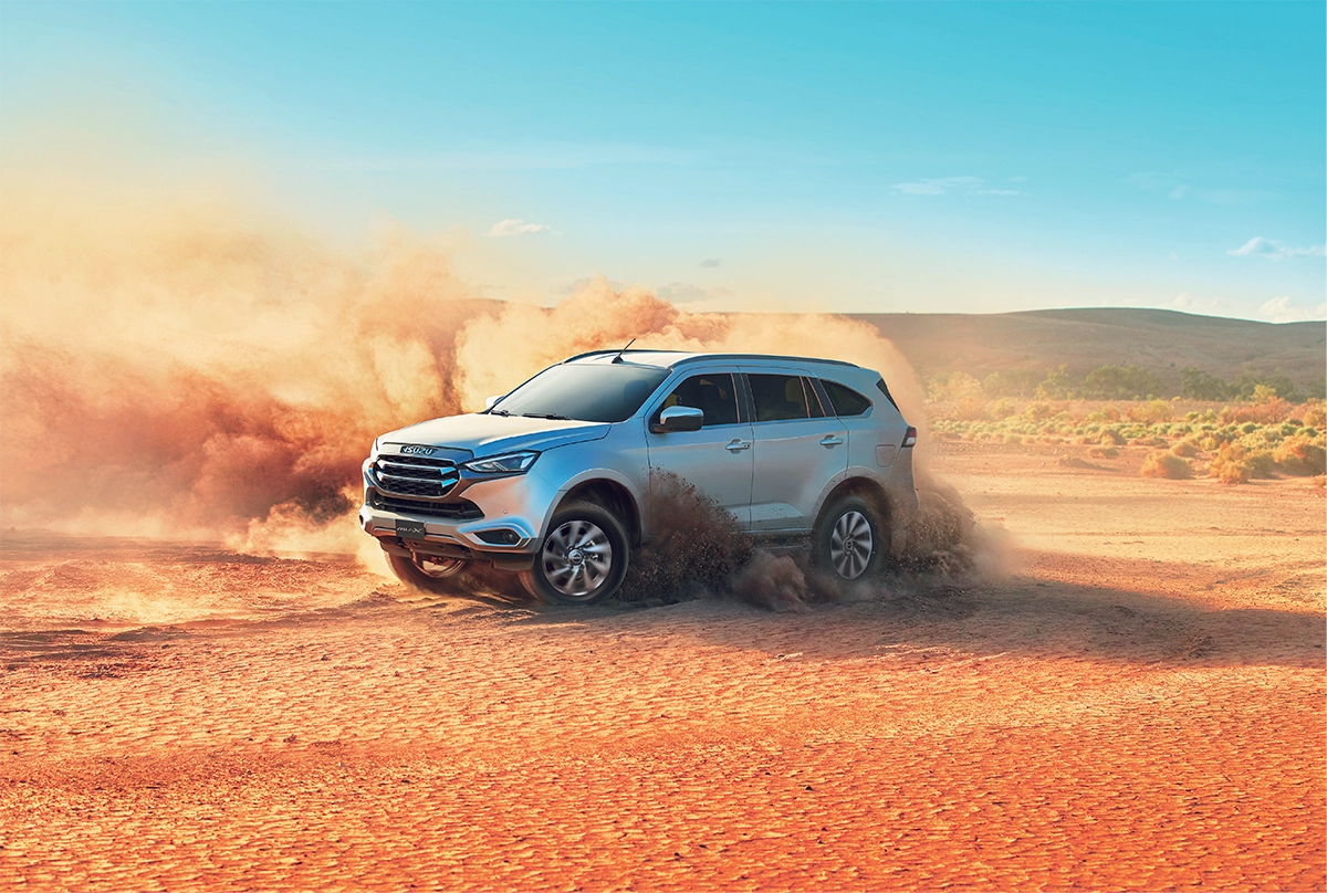 صور ايسوزو MUX 2025 وألوان الجيب اليابانية لدى وكيلها صور ايسوزو MUX 2025 وألوان الجيب اليابانية لدى وكيلها 10