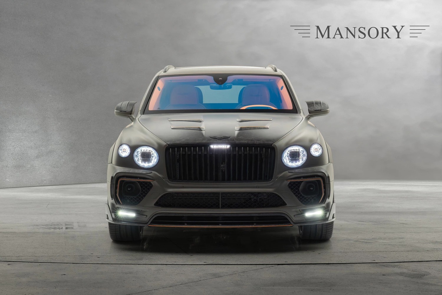 بنتلي بنتايجا تحصل على إصدار حصري من مانسوري بداخلية برتقالية صاخبة وقوة 750 حصان بنتلي بنتايجا تحصل على إصدار حصري من مانسوري بداخلية برتقالية صاخبة وقوة 750 حصان 1