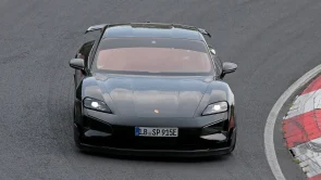 بورش تطور نسخة جديدة لموديل تايكان الكهربائي بقوة تتجاوز 1000 حصان لمنافسة تيسلا موديل اس بلاد بورش تطور نسخة جديدة لموديل تايكان الكهربائي بقوة تتجاوز 1000 حصان لمنافسة تيسلا موديل اس بلاد 5