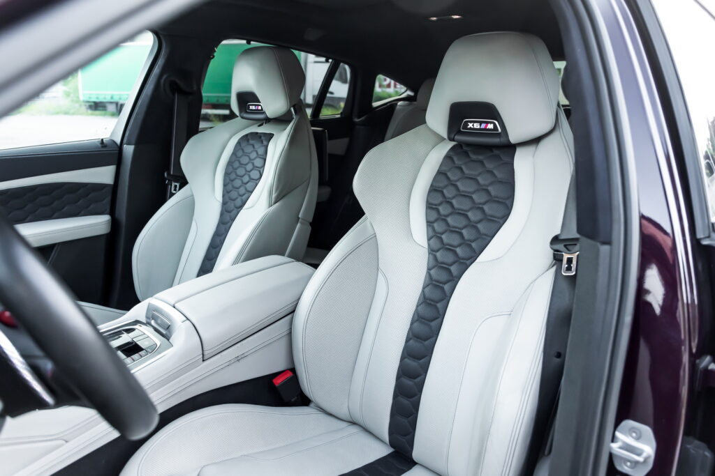 بي ام دبليو X6 M تحصل على إصدار ذهبي حصري من مانهارت بقوة 720 حصان بي ام دبليو X6 M تحصل على إصدار ذهبي حصري من مانهارت بقوة 720 حصان 15