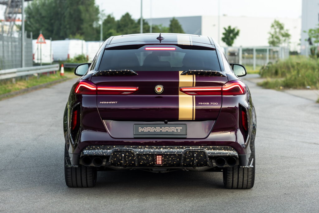 بي ام دبليو X6 M تحصل على إصدار ذهبي حصري من مانهارت بقوة 720 حصان بي ام دبليو X6 M تحصل على إصدار ذهبي حصري من مانهارت بقوة 720 حصان 1