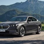 بي ام دبليو الفئة الخامسة 2024 تحصل على إصدارات هجينة جديدة بقوة قصوى 489 حصان 2